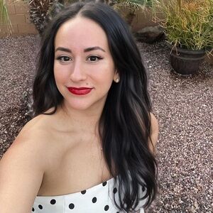 Meet your Posher, Cece